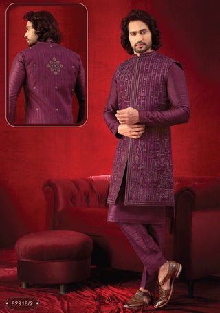 Rangin: Royal Plum Ensemble.