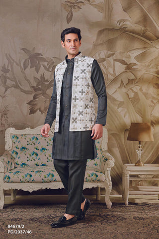 Midnight Elegance Kurta Set