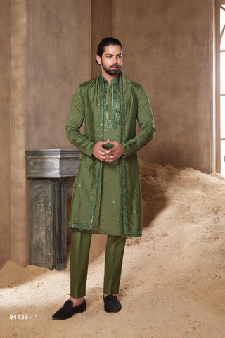 Naaz: Dark Green Kurta Duppata